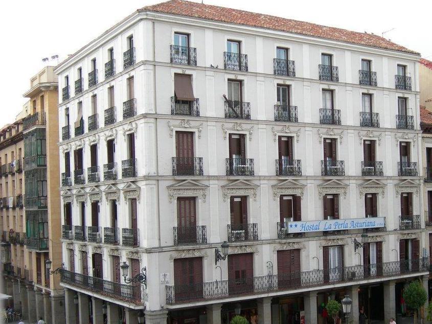 Hostal La Perla Asturiana มาดริด ภายนอก รูปภาพ