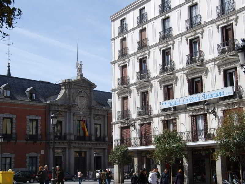 Hostal La Perla Asturiana มาดริด ภายนอก รูปภาพ